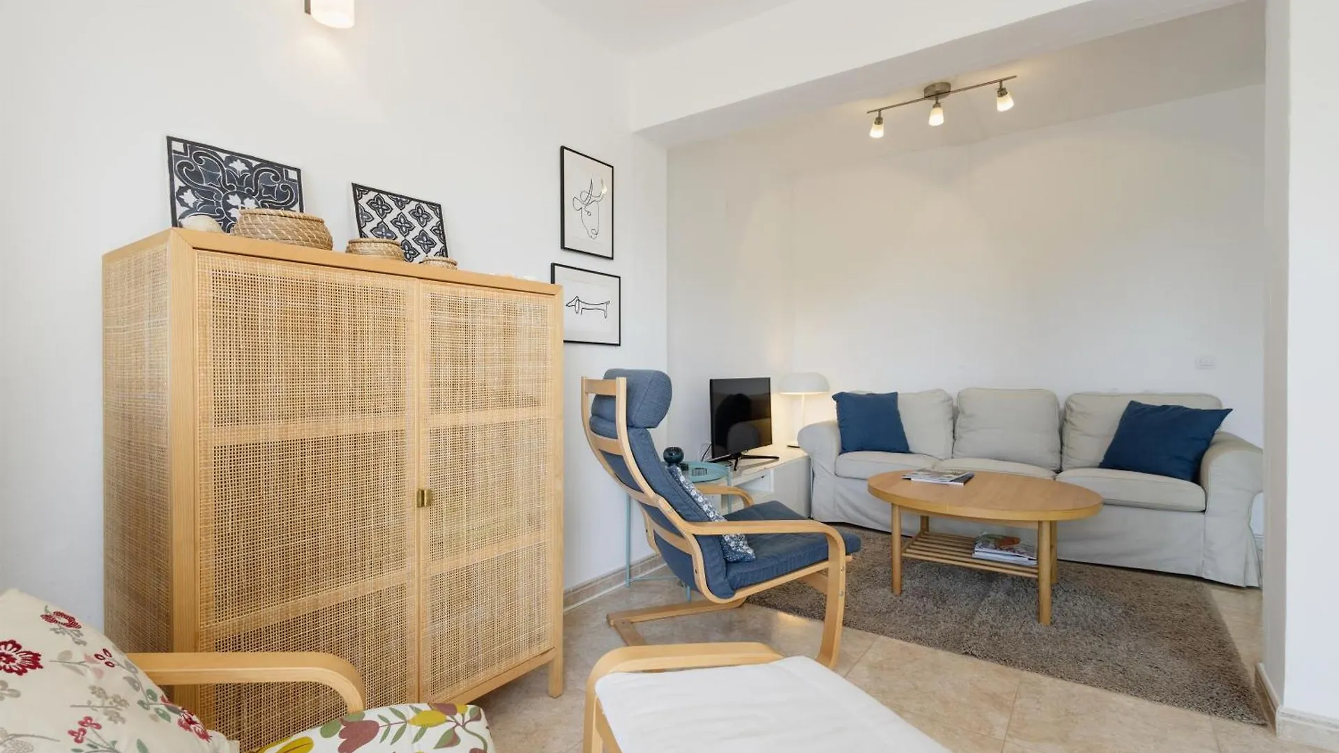 Cozy Holiday Home At The Beach In Costabella, Marbella